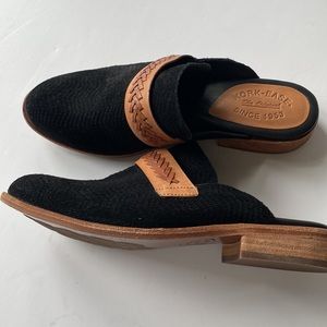 Kork-Ease Mabie Mule -Black W/Natural Trim - Size10M New